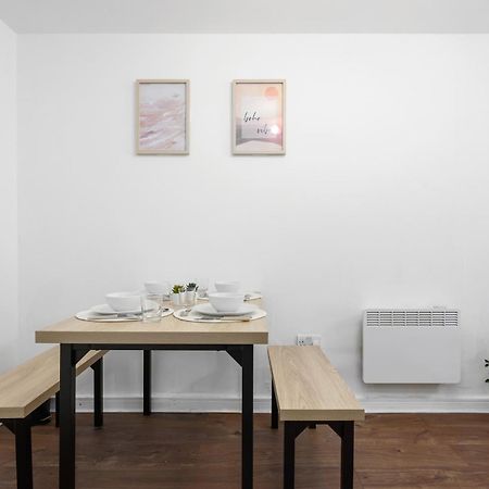 Modern Studio Near City Centre แมนเชสเตอร์ ภายนอก รูปภาพ