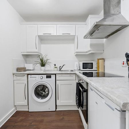 Modern Studio Near City Centre แมนเชสเตอร์ ภายนอก รูปภาพ