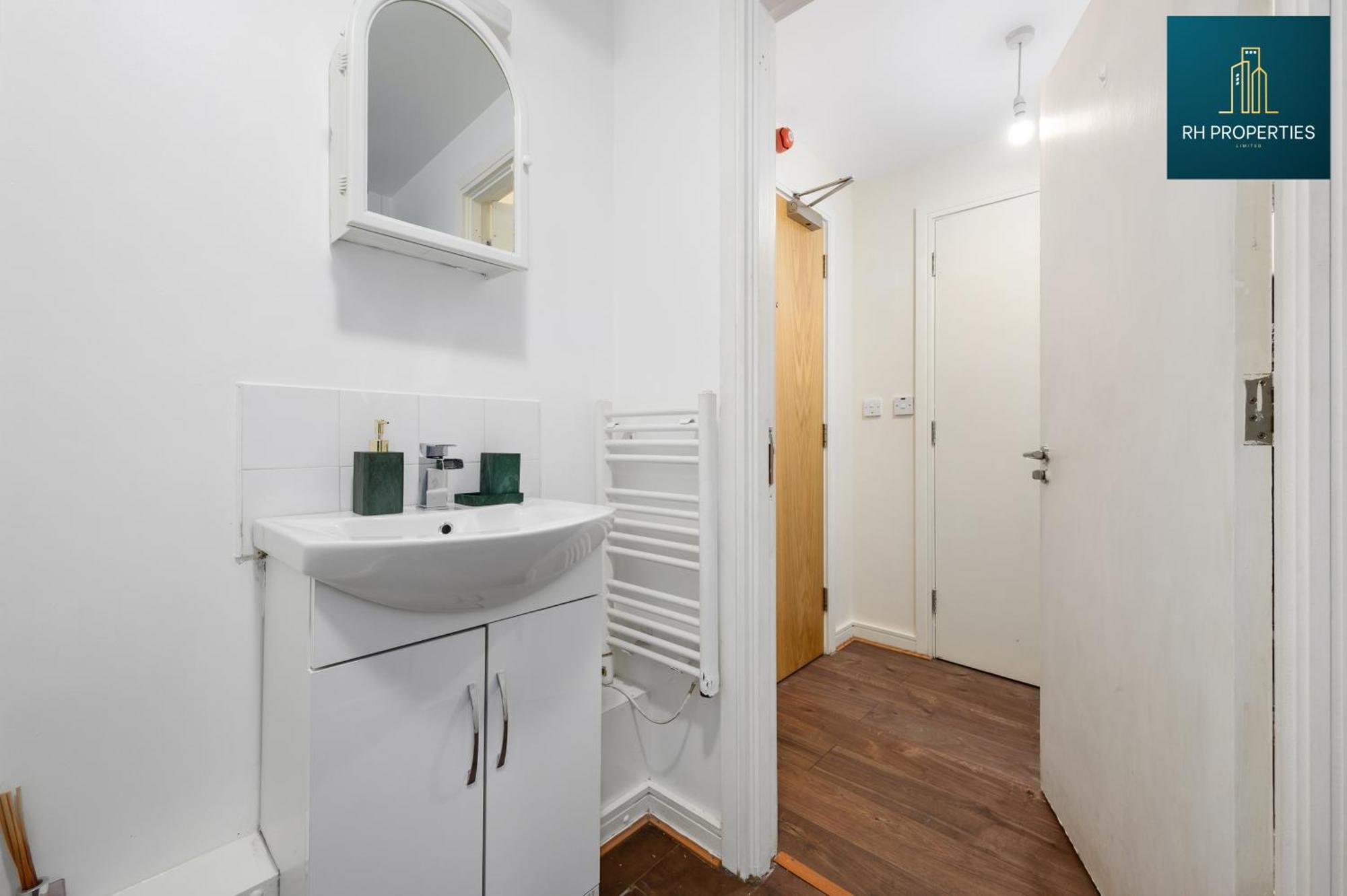 Modern Studio Near City Centre แมนเชสเตอร์ ภายนอก รูปภาพ